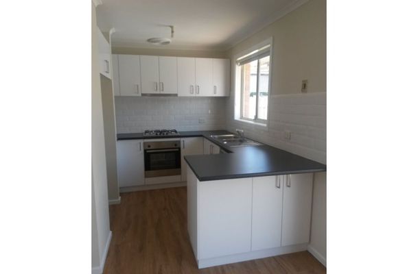 1 / 6 Abercarn Avenue, Craigieburn