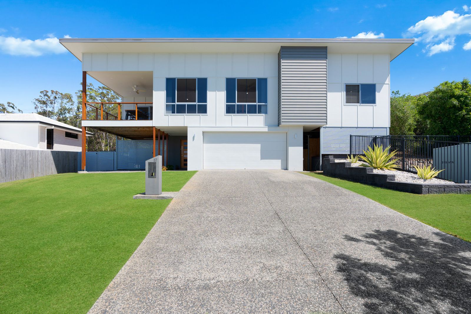 Photo 4 of 24, 37 Kingfisher Drive, Bli Bli