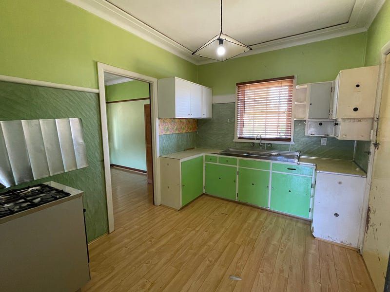 201 Moorefields Road, Roselands