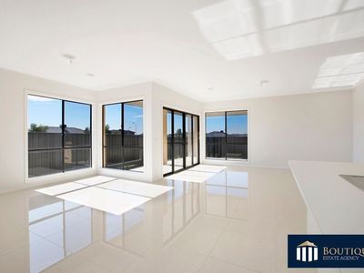 34 Canmore Street, Cranbourne East