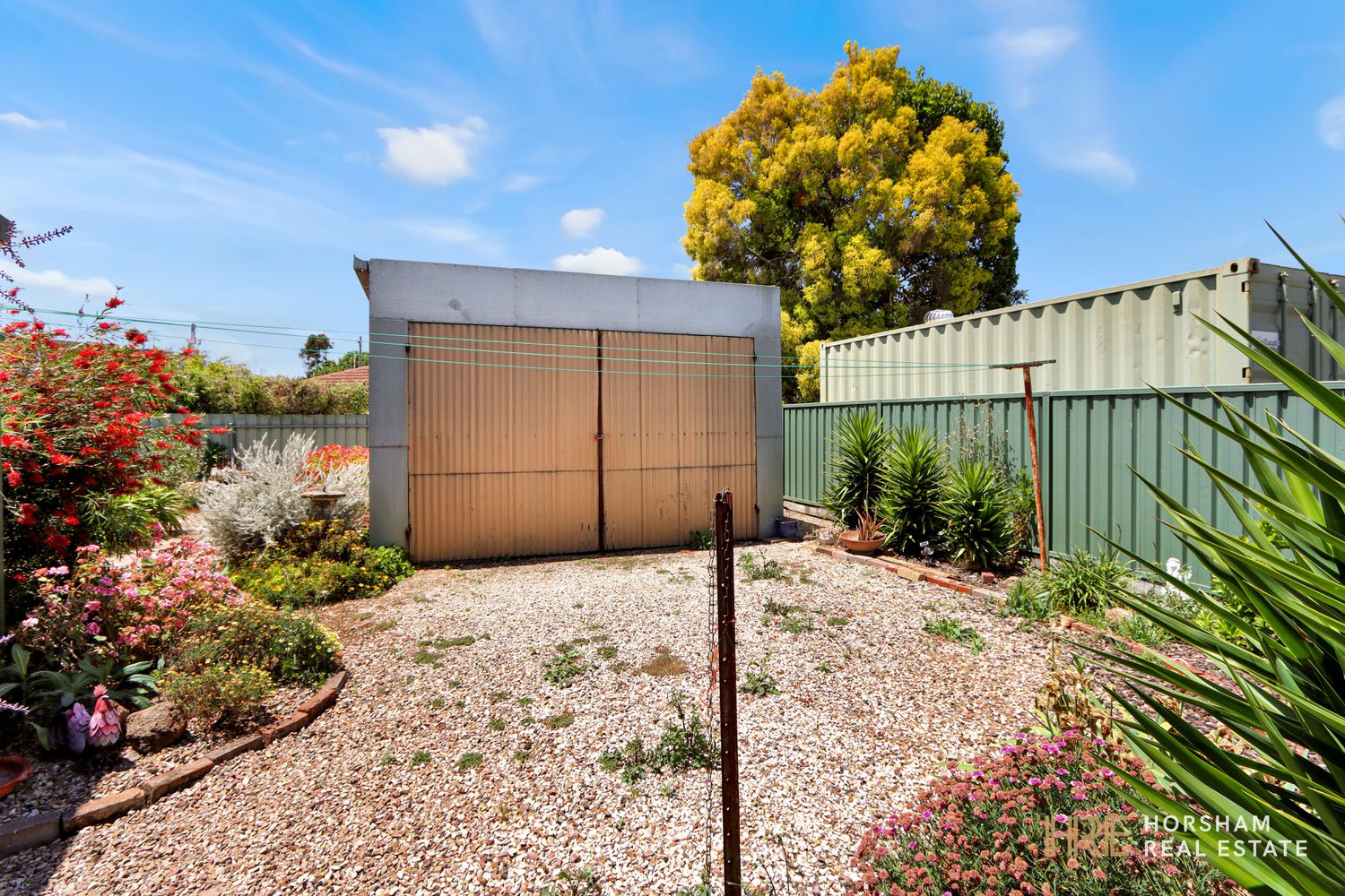 20 Felstead Avenue, Horsham