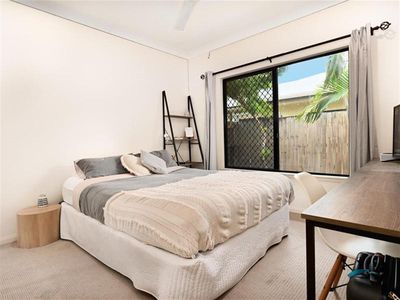 12 Chystanthus Street, Trinity Park