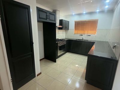 2 Abbott Way, Swan View