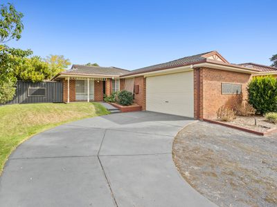 8 Buckingham Pl, Frankston South