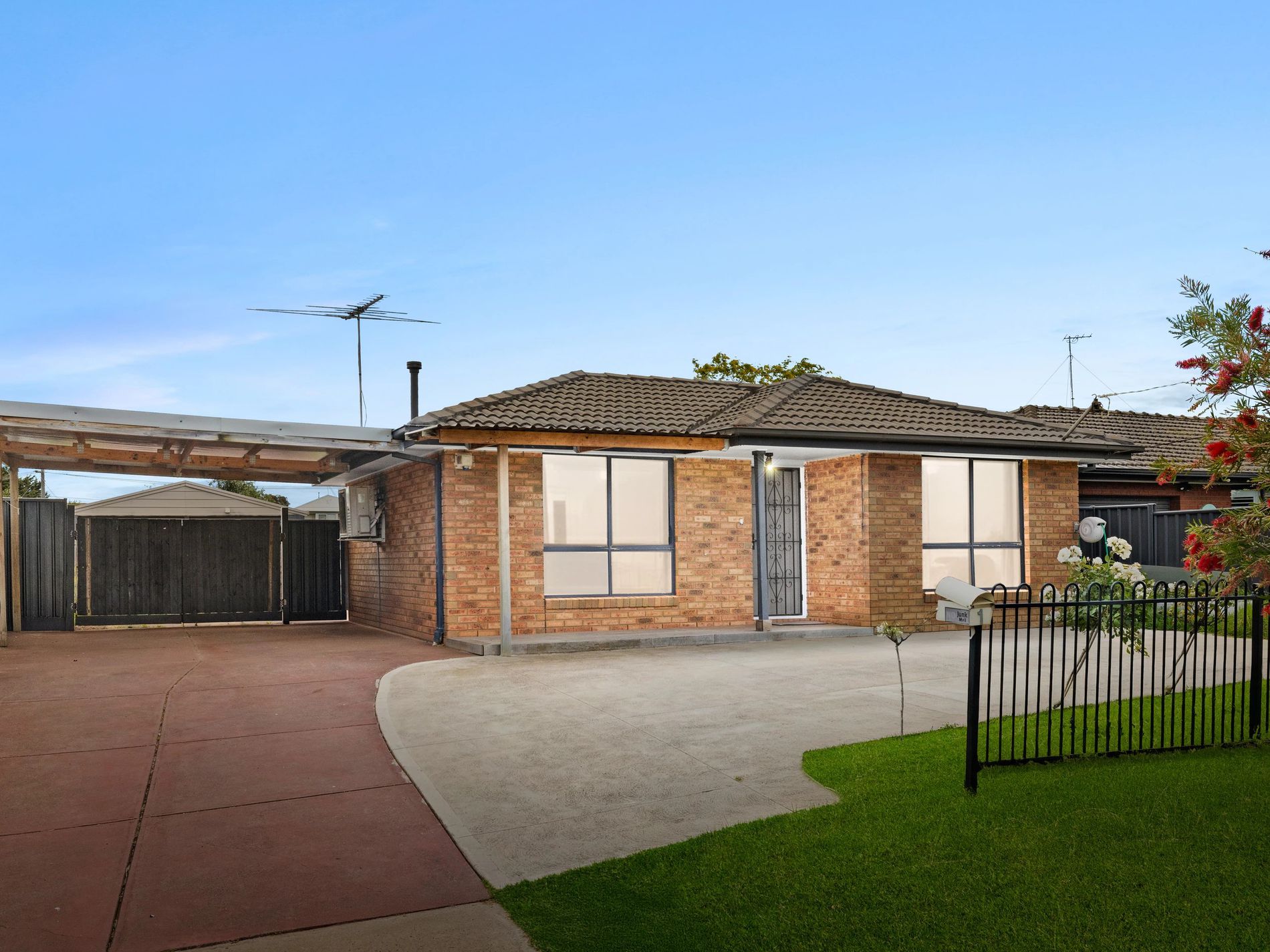 1 Greenshank Court, Werribee