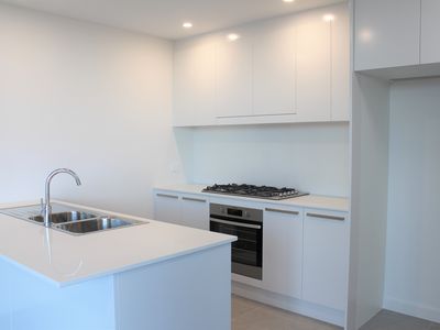 305 / 1  The Crescent, Yagoona