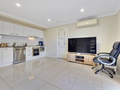 5 Corack Place, Cambooya