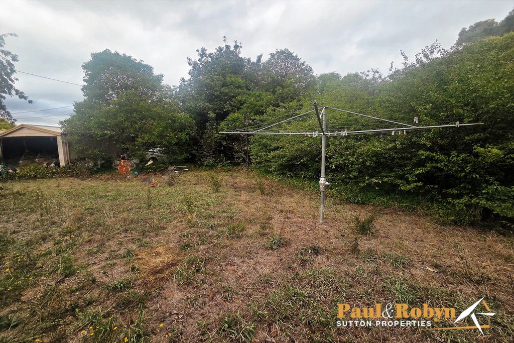 2 Bokhara Circuit, Kaleen