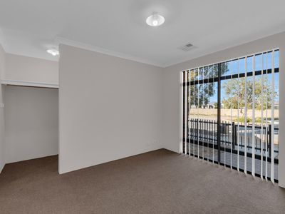 5 DAINTREE STREET, Baldivis