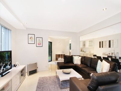 17 Woodburn Terrace, Flinders