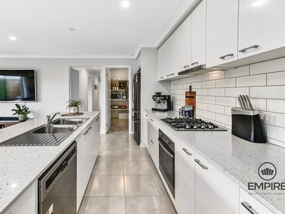 7 Strathcona Avenue, Clyde