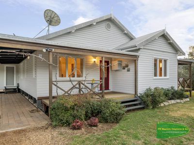 1304 Red Hill Road, Upper Turon