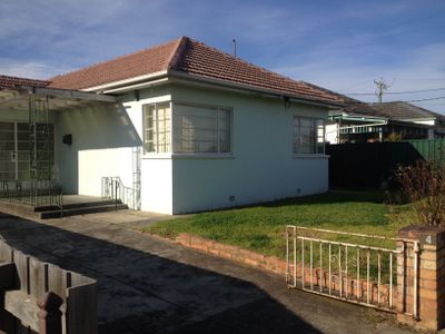 4 Colin Street, Sunshine