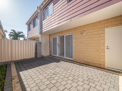 2 / 18 Gibbs Street, East Cannington