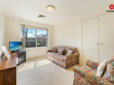 86 Lord Howe Drive, Hinchinbrook