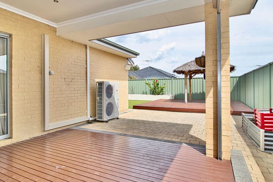 22 Searchers Crescent , Baldivis