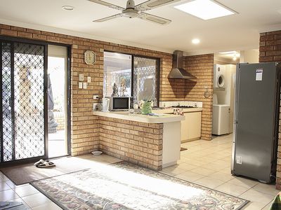 44 Avila Way, Alexander Heights