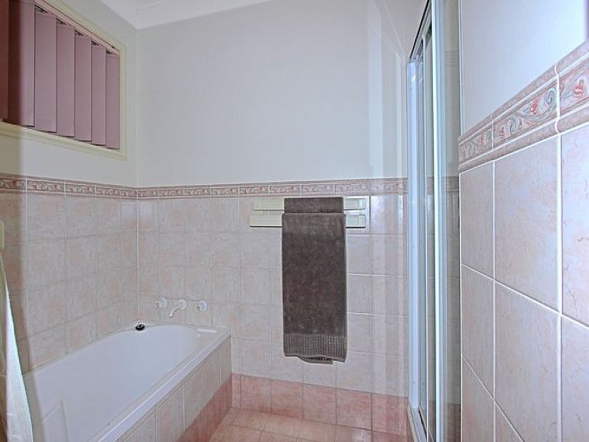 29 & 29A Golden Wattle Drive, Ulladulla