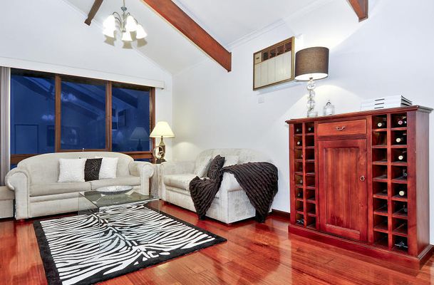270 Carrick Drive, Gladstone Park
