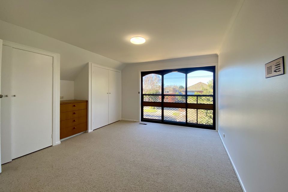 24 Malvern Grove , Caulfield North