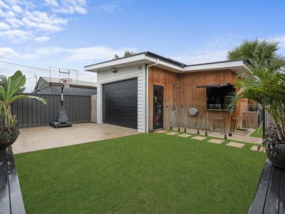 10 Broadway, South Brighton