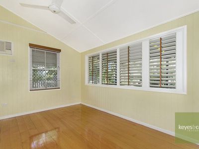 98 Tenth Avenue, Railway Estate