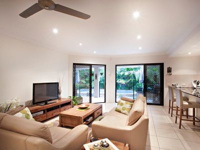 10 Pincally Cres, Ormeau