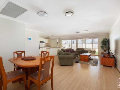 69 Skyhawk Ave, Hamlyn Terrace