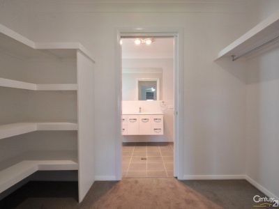 2 Venetian Court, Dubbo