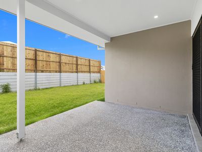 27 Boomi Ave, South Maclean