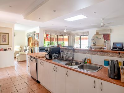 9 La Borde Court, Urraween