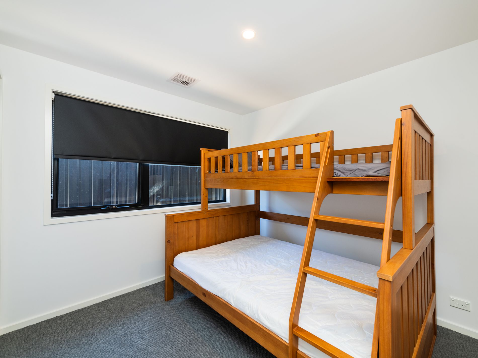2 / 17 Renwick Street, Chifley
