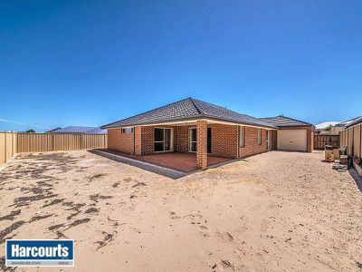 4 Claude Street, Quinns Rocks