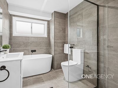 25 Yerrinbool Parade, Tullimbar