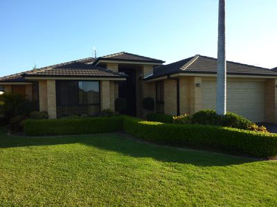 60 Wamara Crescent, Forster