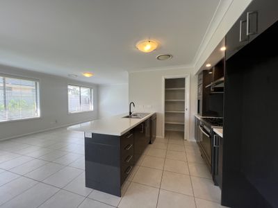 34 Champagne Drive, Dubbo
