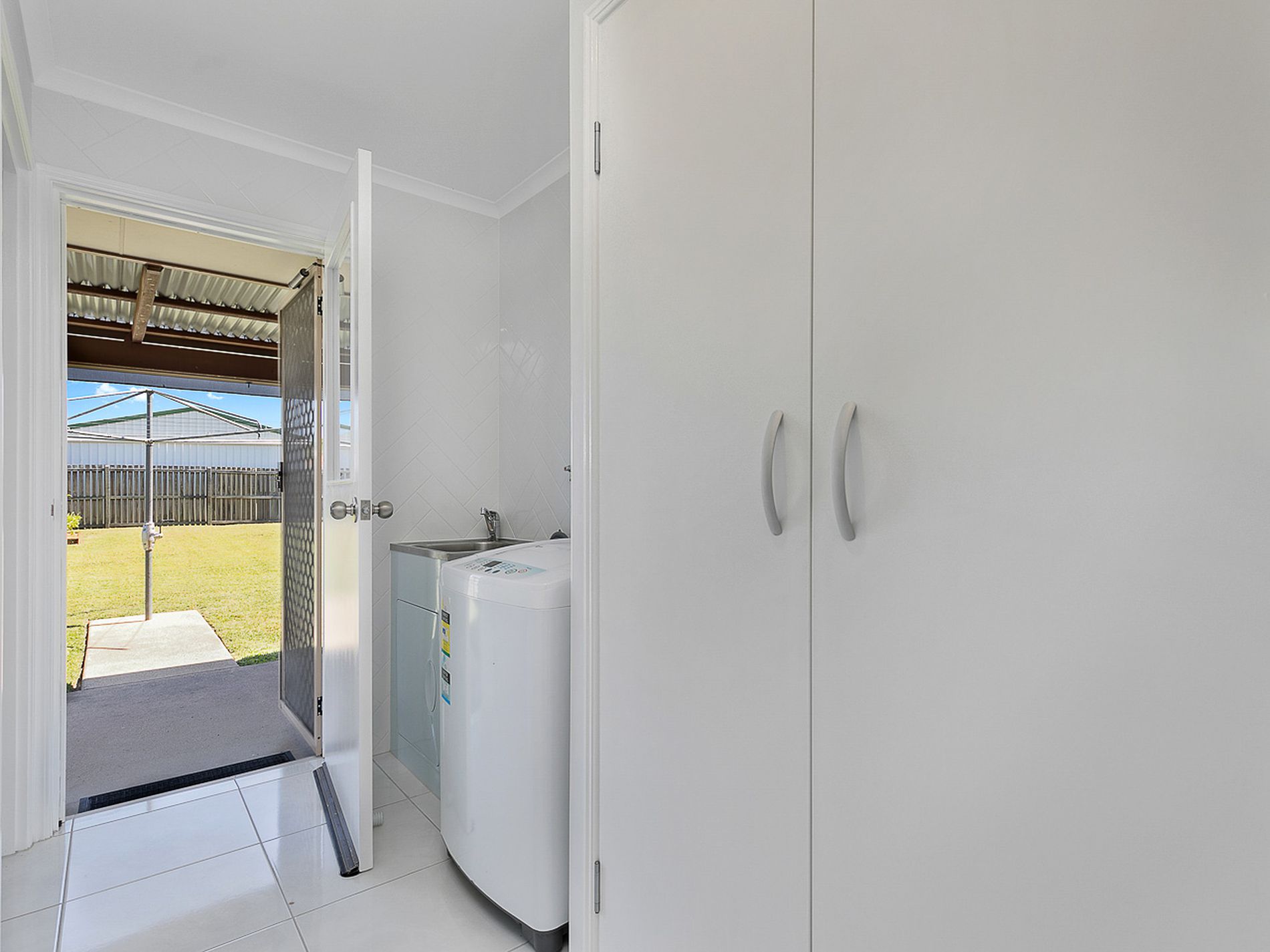 87 Snapper Street, Kawungan