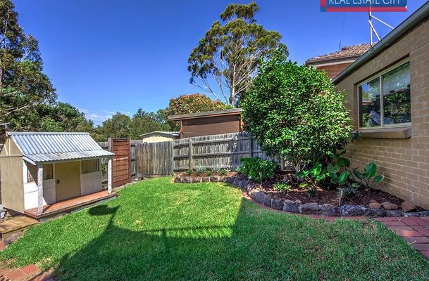 10 Ashford Cresent, Westmeadows