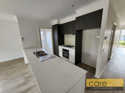 4 KATE AVENUE, Hampton Park