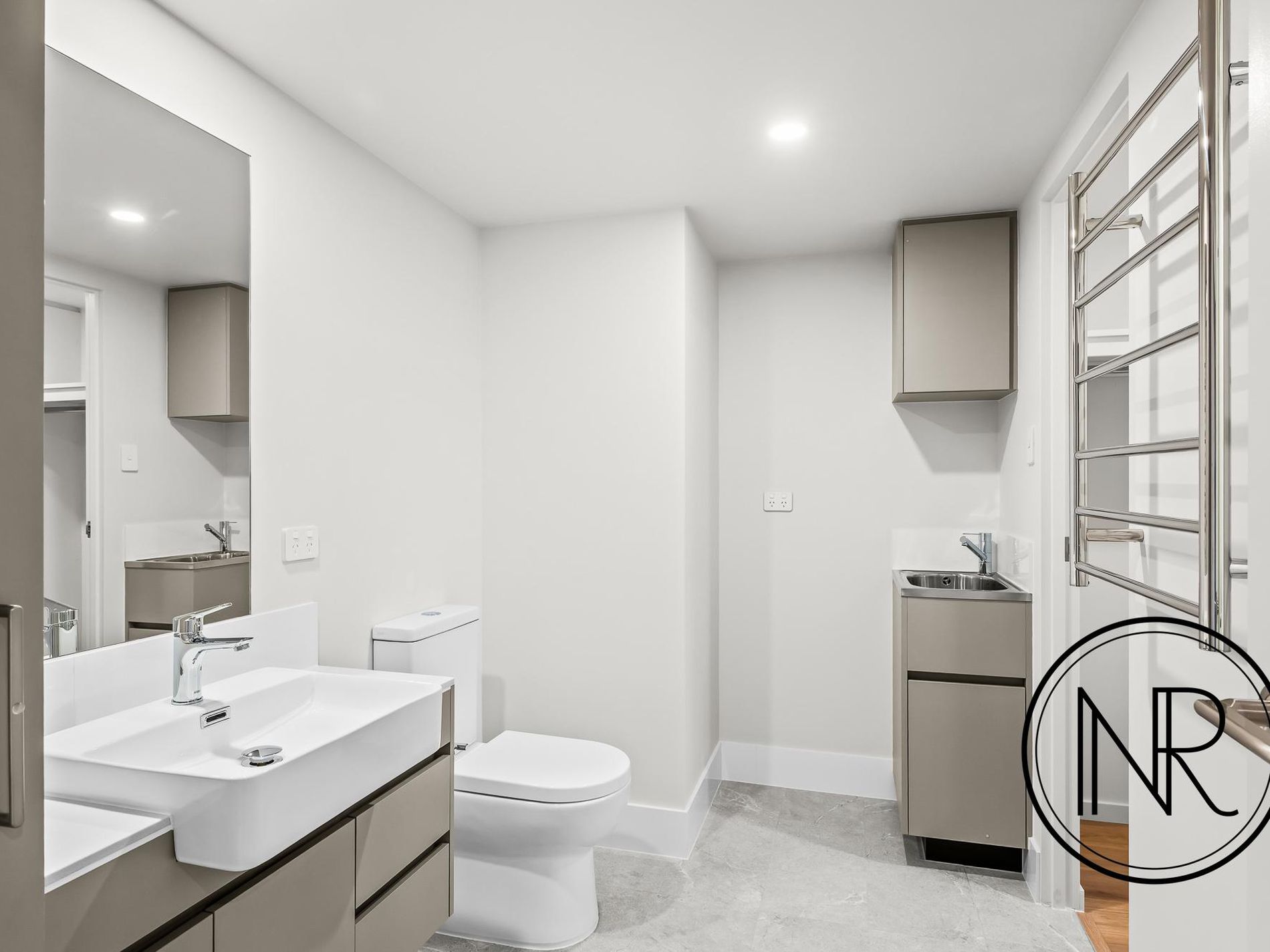 105 / 239 Great Eastern Highway, Belmont
