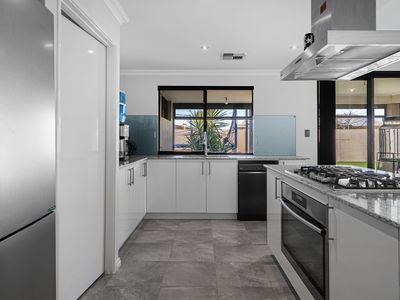 1 Coalseam Street, Ellenbrook