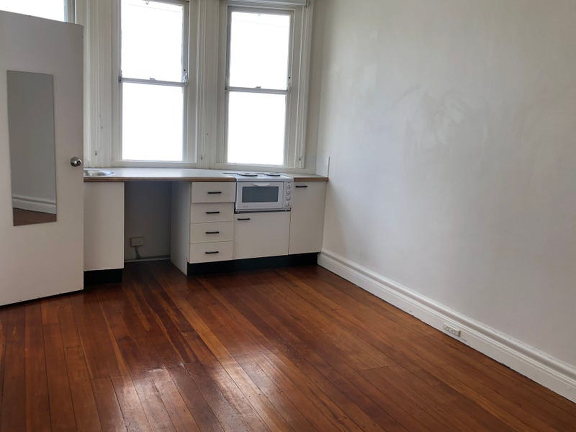 17 / 14-16 Ward Avenue, Potts Point