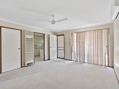 2 / 30 Clarey Avenue, Seymour