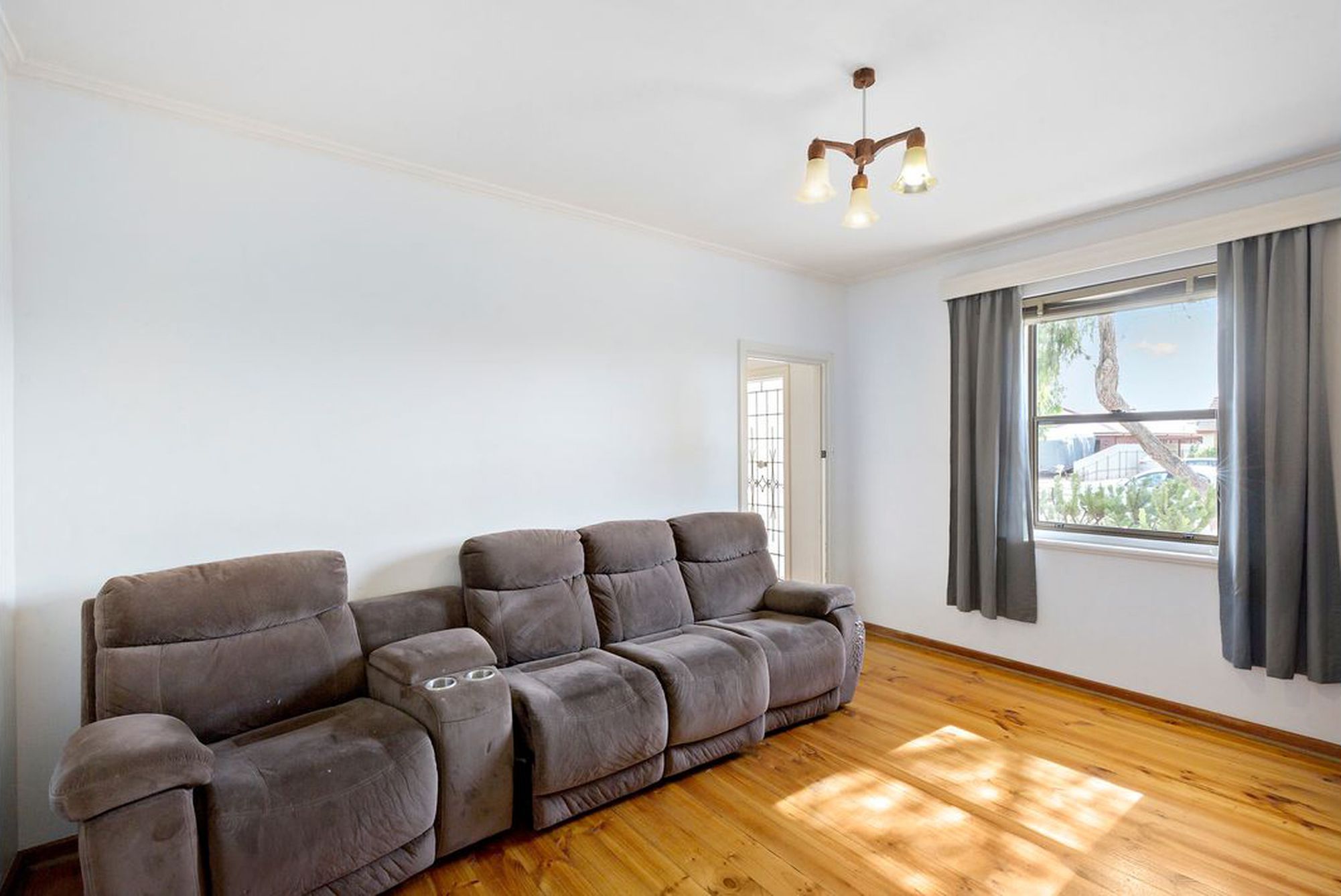 8 Kildonan Road, Warradale