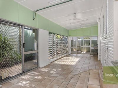 2 Suttor Street, Mysterton
