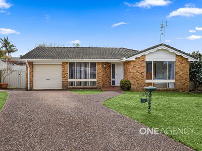 9 State Place, Albion Park