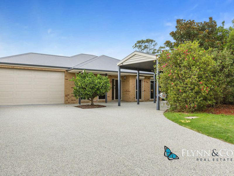 Real Estate Agent Rosebud Flynn & Co Real Estate