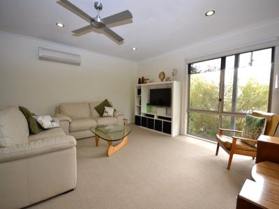 34 Freeburgh Avenue , Mount Beauty
