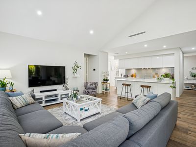 30A Raymond Street, Mount Pleasant