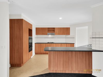 8 Bloomsbury Place, Wyndham Vale